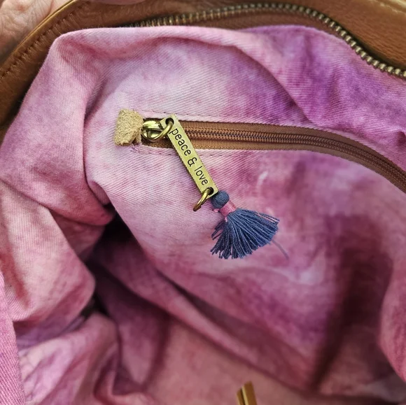 Lot of Five (5) Aztec/Southwestern Themed Handbag Items - Picture 3 of 7